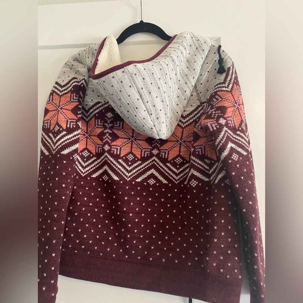 Sweater - Picture 3 of 4